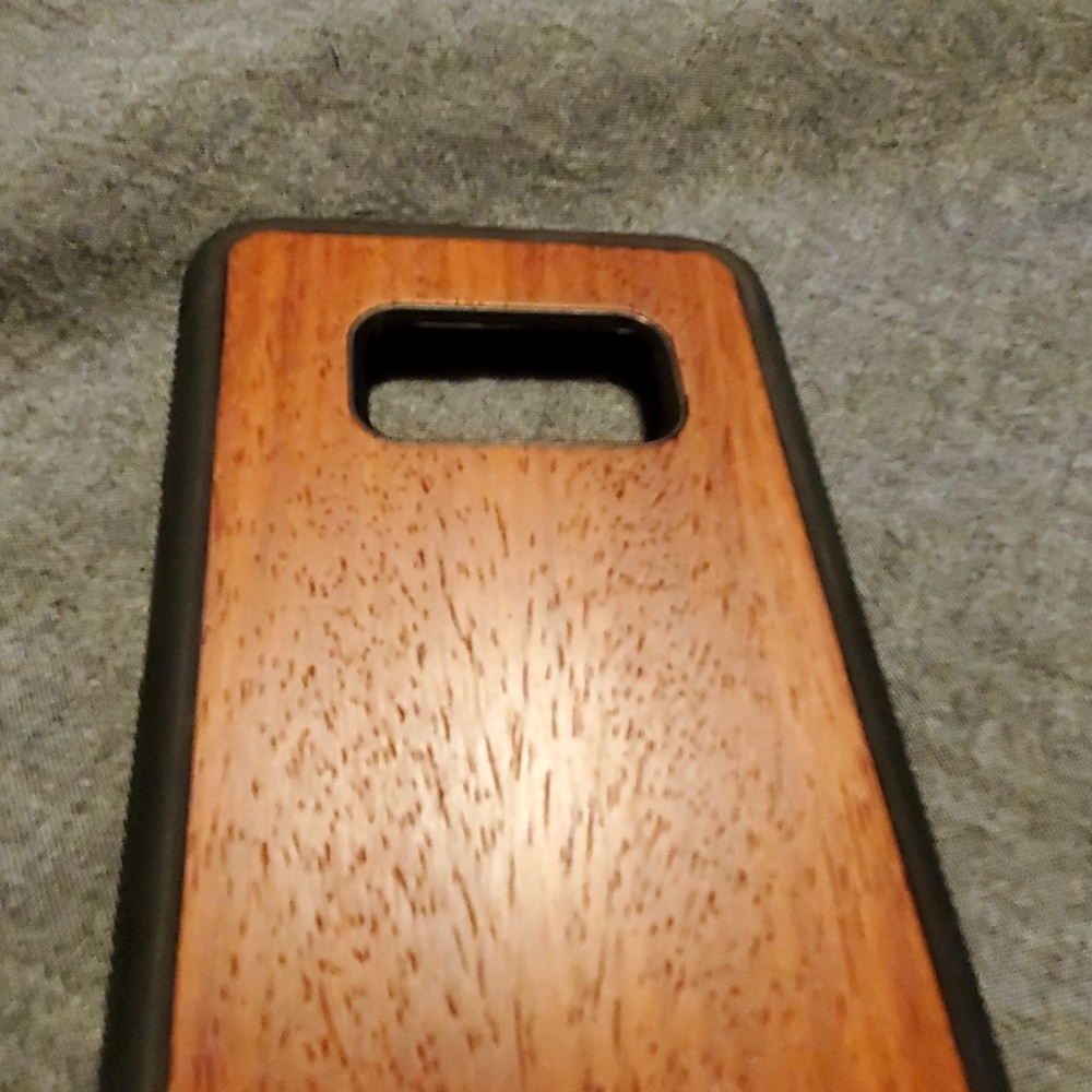 Phone case - Picture 2 of 6